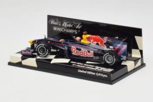 Red Bull Racing Renault RB5 #14 M. Webber Race Car 2009 Minichamps 1:43 400090114 Metāls — attēls 3 no 5