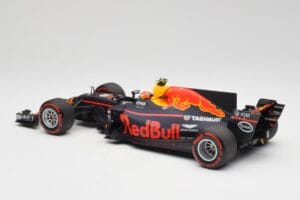 Red Bull Racing RB13 Tag Heuer #33 M. Verstappen Australian GP 2017 Minichamps 1:18 110170033 Sveķi — attēls 5 no 7