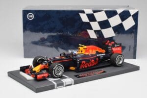 Red Bull RB12 #33 M. Verstappen Spain GP Winner 2016 Minichamps 1:18 117160333 Metāls — attēls 6 no 7