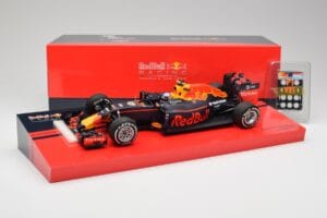 Red Bull RB12 #33 M. Verstappen Spain GP Winner 2016 Minichamps 1:18 147160533 Metāls — attēls 6 no 6