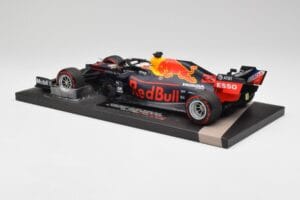 Red Bull RB15 #33 M. Verstappen Brazil GP Winner 2019 Minichamps 1:18 113191933 Metāls — attēls 5 no 7