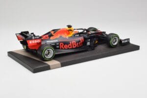 Red Bull RB15 #33 M. Verstappen German GP Winner Wet 2019 Minichamps 1:18 113191133 Metāls — attēls 3 no 7