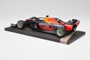 Red Bull RB15 #33 M. Verstappen German GP Winner Wet 2019 Minichamps 1:18 113191133 Metāls — attēls 5 no 7