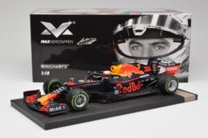 Red Bull RB15 #33 M. Verstappen German GP Winner Wet 2019 Minichamps 1:18 113191133 Metāls — attēls 6 no 7