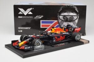 Red Bull RB16 #33 M. Verstappen Red Bull Racing 70th Anniversary GP Winner 2020 Minichamps 1:18 113200533-M1 Sveķi — attēls 7 no 7