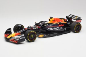 Red Bull RB18 #1 M. Verstappen France GP Winner 2022 Minichamps 1:18 110221201 Metāls
