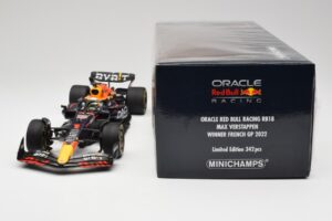 Red Bull RB18 #1 M. Verstappen France GP Winner 2022 Minichamps 1:18 110221201 Metāls — attēls 7 no 7