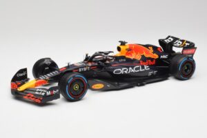 Red Bull RB18 #1 M. Verstappen Monaco GP 3rd Wet 2022 Minichamps 1:18 110220701 Metāls
