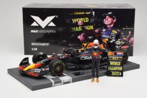 Red Bull RB18 Oracle #1 M. Verstappen Japanese GP 2022 World Champion Minichamps 1:18 113221801 Sveķi — attēls 7 no 7