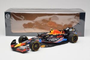 Red Bull RB19 #1 M. Verstappen Austin GP Winner 2023 Minichamps 1:18 110231901 Metāls — attēls 6 no 6