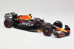 Red Bull RB19 #1 M. Verstappen Qatar Sprint Race 2nd WC 2023 Minichamps 1:18 110231801 Metāls — attēls 4 no 6