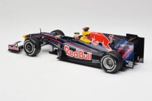 Red Bull RB3 #2 M. Webber F1 2007 Minichamps 1:18 110110272 Metāls — attēls 5 no 6