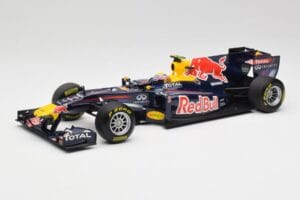 Red Bull RB5 #14 M. Webber Chinese GP 2nd 2009 Minichamps 1:18 150090114 Metāls
