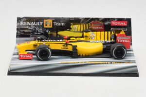 Renault R30 #11 R. Kubica Race Car 2010 Minichamps 1:43 403100081 Metāls