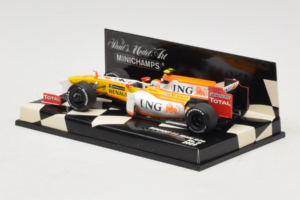 Renault R29 #8 N. Piquet Jr. F1 2009 Minichamps 1:43 400090008 Metāls — attēls 3 no 5