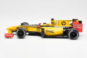 Renault R30 R. Kubica / V. Petrov F1 Showcar 2010 Minichamps 1:18 7711428831 Metāls — attēls 3 no 6