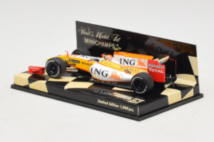Renault R29 #8 N. Piquet Jr. Showcar F1 2009 Minichamps 1:43 400090078 Metāls — attēls 3 no 5