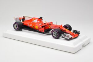 Scuderia Ferrari SF70H #5 S. Vettel Winner Australian GP 2017 BBR 1:18 BBR181705 Metāls — attēls 4 no 7