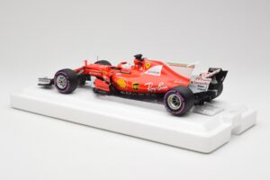 Scuderia Ferrari SF70H #5 S. Vettel Winner Australian GP 2017 BBR 1:18 BBR181705 Metāls — attēls 5 no 7