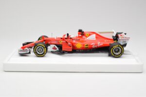 Scuderia Ferrari SF70H #5 S. Vettel Winner Australian GP 2017 End of Race BBR 1:18 BBR181705-E Metāls — attēls 3 no 7
