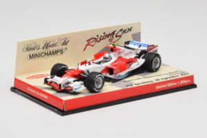 Toyota TF107 #12 J. Trulli Showcar 2007 Minichamps 1:43 403070082 Metāls — attēls 2 no 5