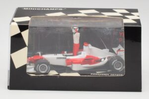 Toyota TF105 #16 J. Trulli Malaysia GP Podium 2005 Minichamps 1:43 400050116 Metāls — attēls 4 no 4