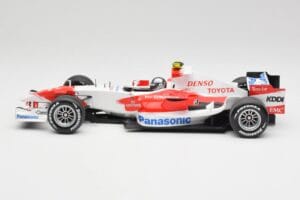 Toyota TF107 #12 J. Trulli F1 Launch Livery 2007 Minichamps 1:18 AM601321 Metāls — attēls 3 no 6