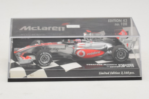 Vodafone McLaren Mercedes MP4-25 J. Button F1 Showcar 2010 Minichamps 1:43 530104371 Metāls — attēls 5 no 5