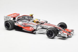 McLaren MP4-22 Mercedes #2 L. Hamilton 2007 Dealer Edition Minichamps 1:18 530071802 Metāls — attēls 4 no 6