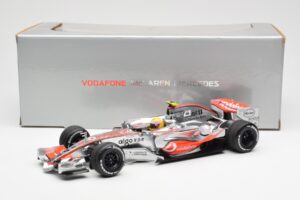 McLaren MP4-22 Mercedes #2 L. Hamilton 2007 Dealer Edition Minichamps 1:18 530071802 Metāls — attēls 6 no 6