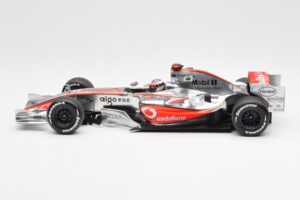 McLaren MP4-22 Mercedes #1 F. Alonso Presentation Valencia 2007 Minichamps 1:18 538071871 Metāls — attēls 3 no 6