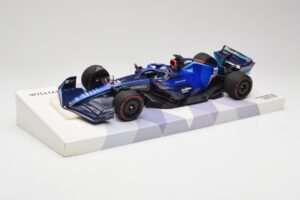 Williams FW44 Mercedes #23 A. Albon Bahrain GP 2022 Case Edition Minichamps 1:18 147220123 Sveķi — attēls 2 no 7