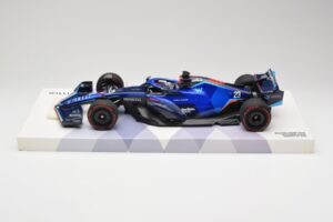 Williams FW44 Mercedes #23 A. Albon Bahrain GP 2022 Case Edition Minichamps 1:18 147220123 Sveķi