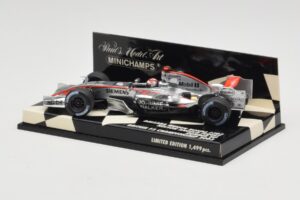 Dallara F303 N. Piquet British F3 Championship 2003 Minichamps 1:43 400030333 Metāls — attēls 3 no 5