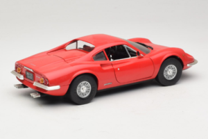 Ferrari Dino 246 GT Sarkans Anson 1:18 303597 Metāls — attēls 3 no 8