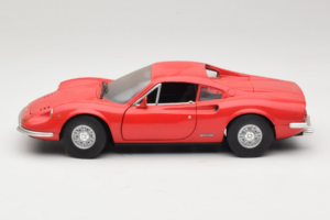 Ferrari Dino 246 GT Sarkans Anson 1:18 303597 Metāls — attēls 4 no 8