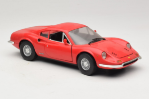 Ferrari Dino 246 GT Sarkans Anson 1:18 303597 Metāls — attēls 6 no 8
