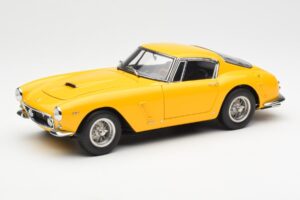 Ferrari 250 GT SWB Dzeltens CMC 1:18 M-054 Metāls