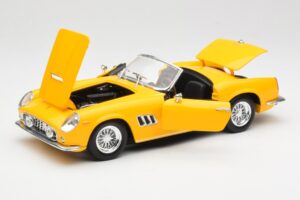 Ferrari 250 GT California Spider Dzeltens Hot Wheels 1:18 23905 Metāls — attēls 2 no 8