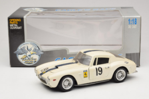 Ferrari 250 GT SWB Berlinette #19 Tour de France Automobile 1961 Eagles Race 1:18 6500 Metāls — attēls 8 no 8