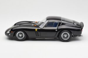 Ferrari 250 GTO Melns Kyosho 1:18 08431BK Metāls — attēls 4 no 8