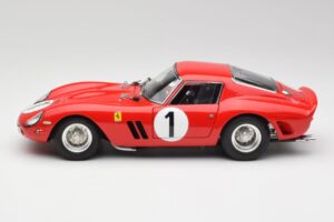 Ferrari 250 GTO #1 P. Rodriguez / W. Mairesse Paris 1000km 1962 CMC 1:18 M-254 Metāls — attēls 3 no 6