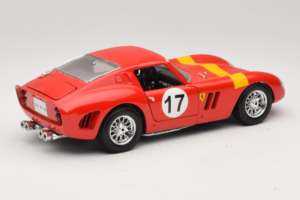 Ferrari 250 GTO #17 Bburago Sammlerborse Sarkans Bburago 1:18 3007-P1 Metāls — attēls 3 no 8