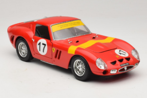 Ferrari 250 GTO #17 Bburago Sammlerborse Sarkans Bburago 1:18 3007-P1 Metāls — attēls 6 no 8