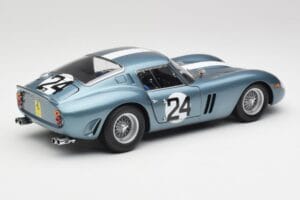 Ferrari 250 GTO #24 P. Rodriguez 12 Hours of Sebring GT3.0 Winner 1962 Kyosho 1:18 08438D Metāls — attēls 3 no 8