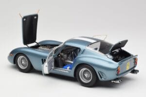 Ferrari 250 GTO #24 P. Rodriguez 12 Hours of Sebring GT3.0 Winner 1962 Kyosho 1:18 08438D Metāls — attēls 5 no 8