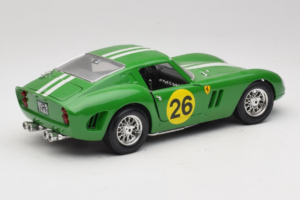 Ferrari 250 GTO #26 Zaļš Baltas Svītras 1962 Bburago 1:18 3011-G3 Metāls — attēls 3 no 8