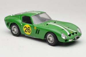 Ferrari 250 GTO #26 Zaļš Baltas Svītras 1962 Bburago 1:18 3011-G3 Metāls — attēls 6 no 8