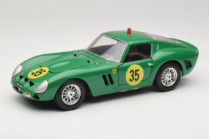 Ferrari 250 GTO #35 Zaļš 1962 Bburago 1:18 3011-G2 Metāls
