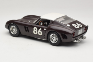 Ferrari 250 GTO #86 Melns Bburago 1:18 3011-B1 Metāls — attēls 7 no 8